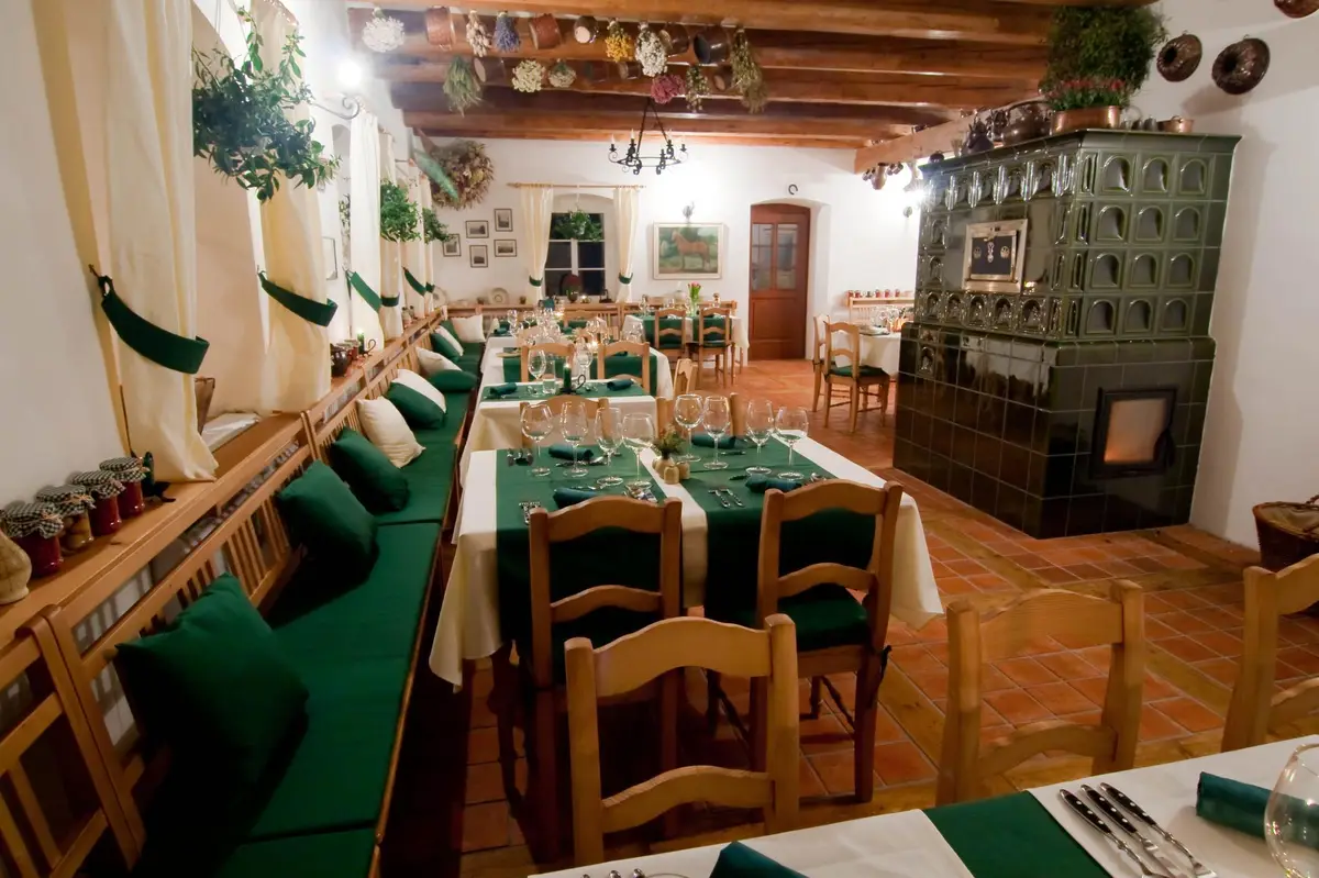 Restaurace Jítravský Dvorec